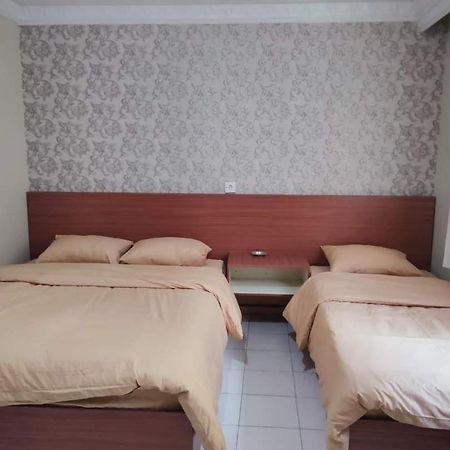 Wisma Aulia 88 Tembilahan Bagian luar foto
